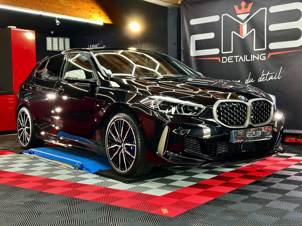 centre de DETAILING traitement céramique contre les micros rayures BMW 135 vaugneray 