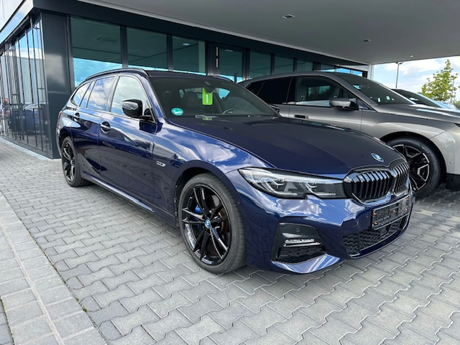 Asphalte Diffusion courtier BMW à Bordeaux spécialisé dans l’importation de BMW d’Allemagne certifiées