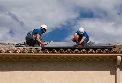 Optimiser le chauffage de votre maison grâce aux panneaux solaires hybrides couplés à une PAC en Provence