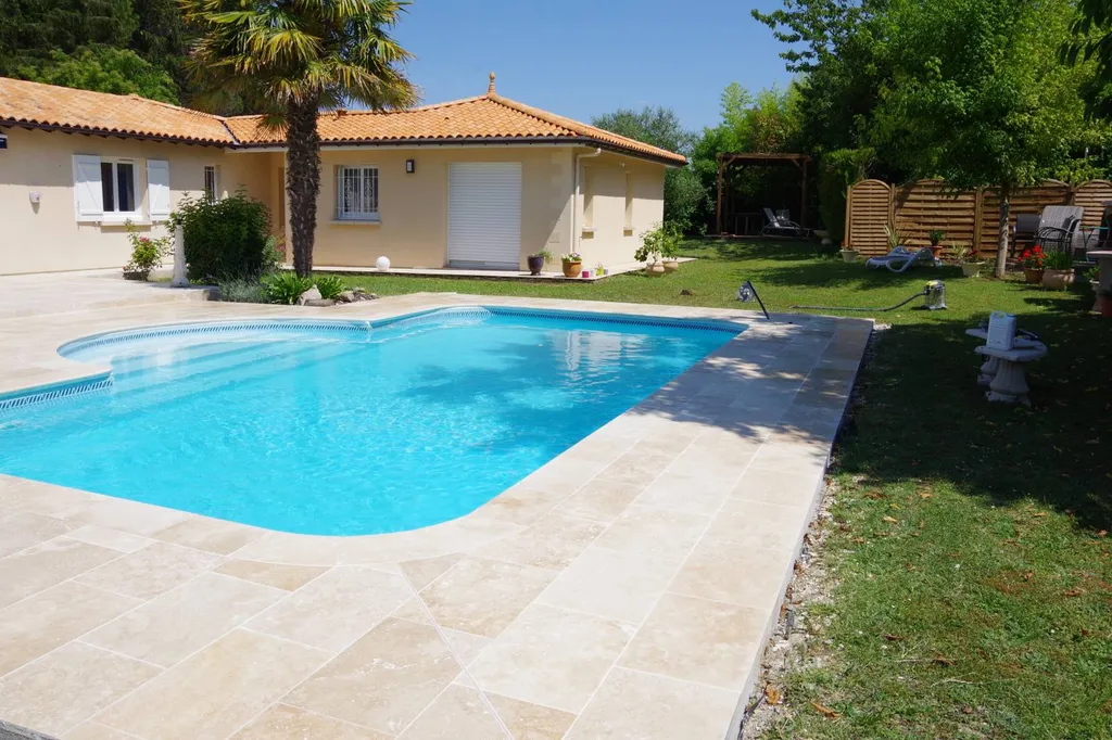 Acheter du travertin beige sur Bordeaux rive droite