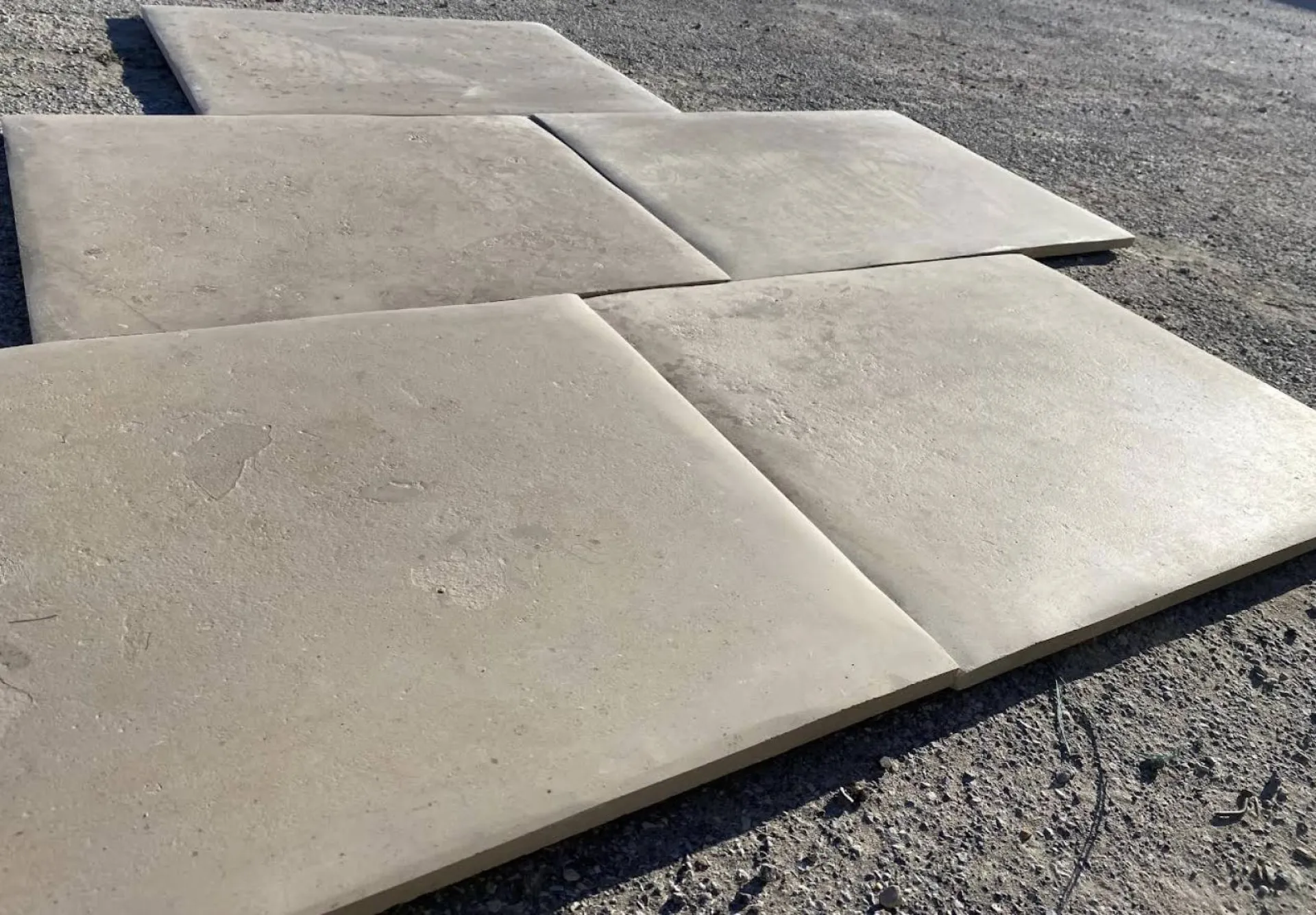 Dalle de Dordogne, dallage du Périgord en pierre naturelle