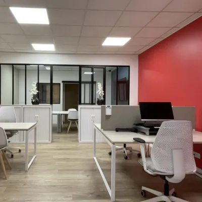 Transformation complète de locaux professionnels à Bordeaux, par l’Atelier D. architecte d’intérieur à Bordeaux.