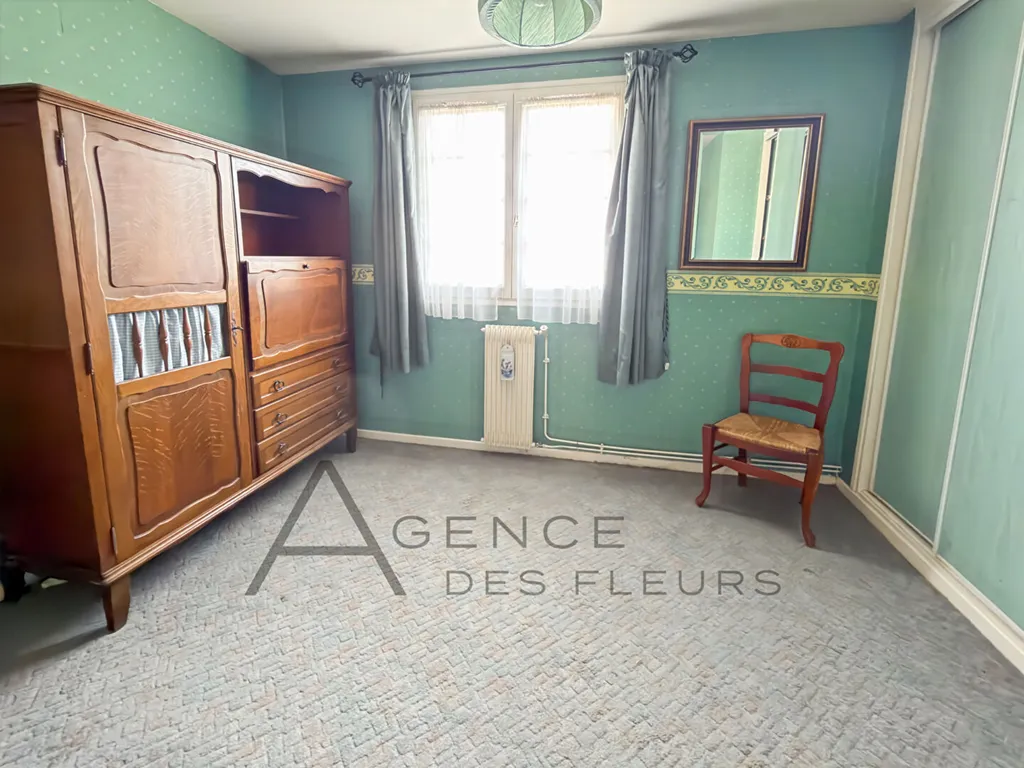 A vendre maison de 90 m² édifiée sur 182 m² de terrain sur la commune de CAUDEBEC LES ELBEUF 76320