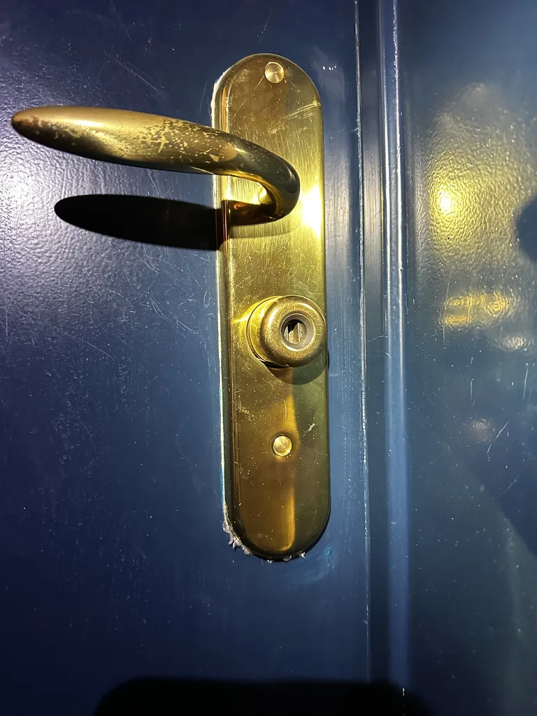 Solliciter un dépannage pour l'ouverture de porte blindée avec serrure haute sécurité à Angoulême et en Charente