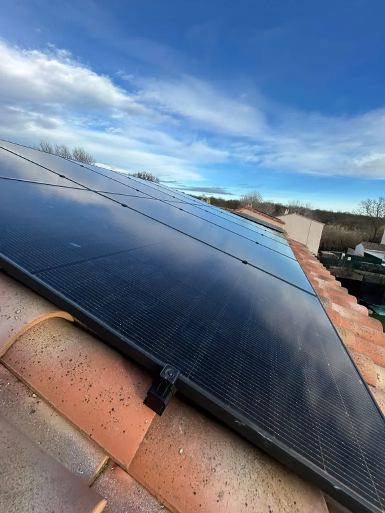 Installez vos panneaux solaires avec Provence Energie Solaire Service dans la région PACA
