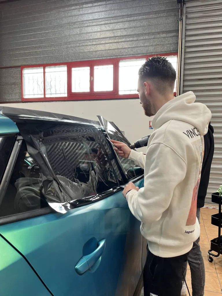 Formation vitre teintée pour nos stagiaires de Toulouse 31