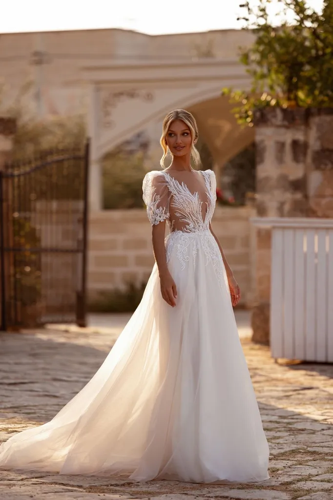 Robe de mariée trapèze bohème, chic et pleine de grâce à Marseille