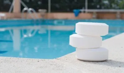 Entretien piscine à Mane 04