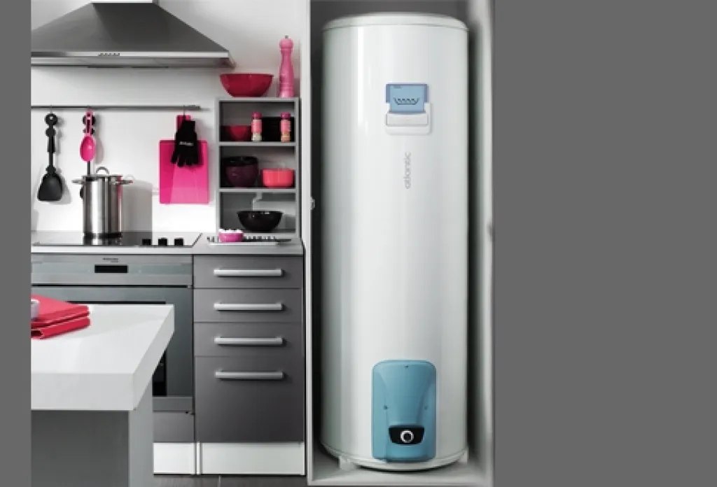 DEPANNAGE POUR FUITE D EAU SUR CUMULUS/CHAUFFE EAU A AIX EN PROVENCE