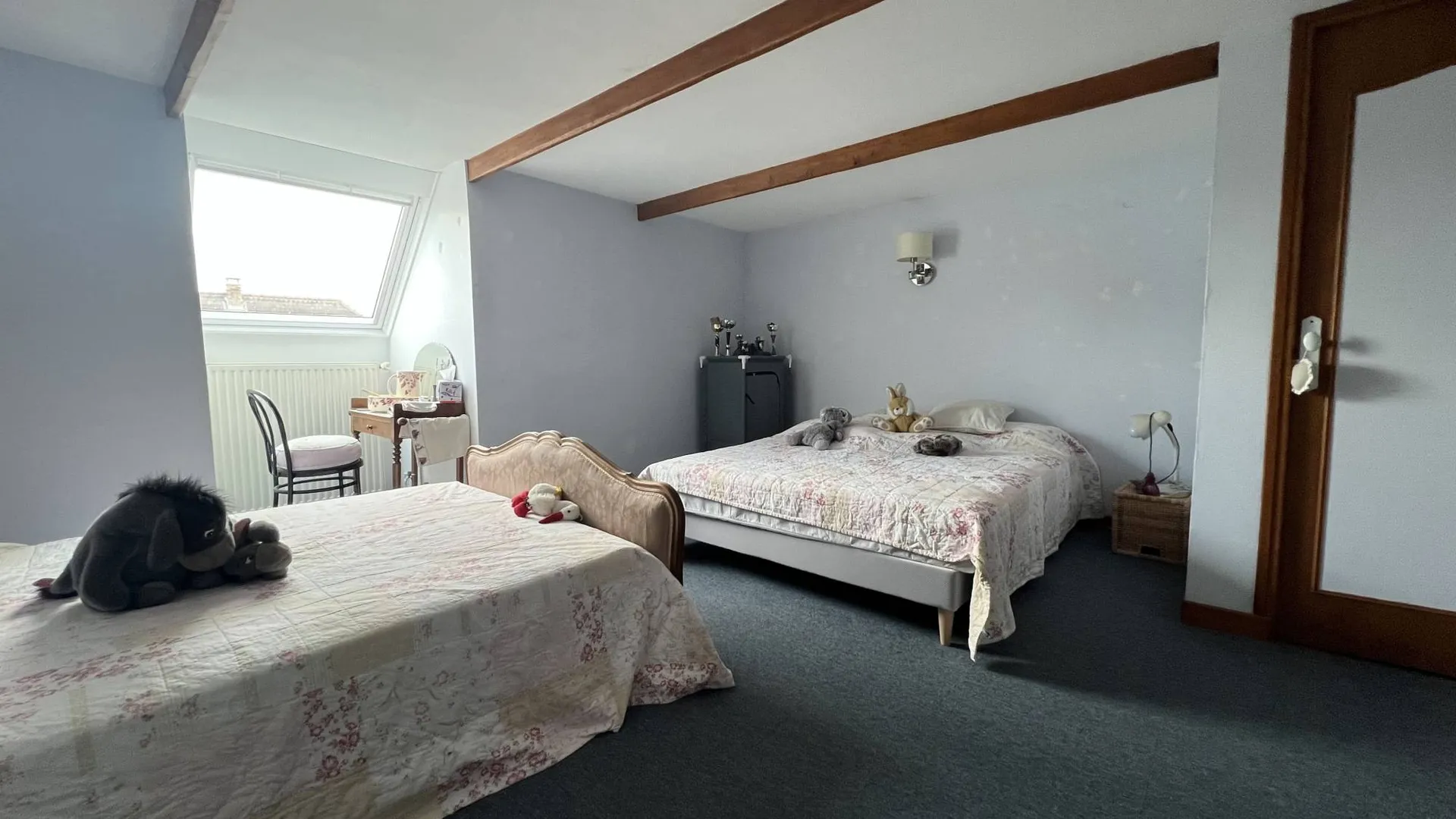 PAVILLON DE CHARME DANS UN CADRE VERDOYANT