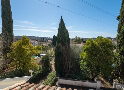 Coup de cœur au village de Lorgues : Villa de charme entre nature et commodités