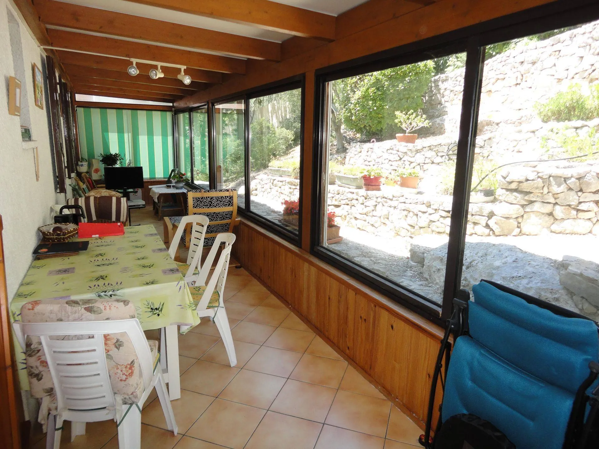 A vendre carnoux maison 
