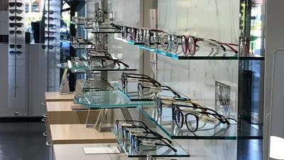 Opticien boutique sur Marseille installation de la climatisation réversible réalisé par PROXICLIM 