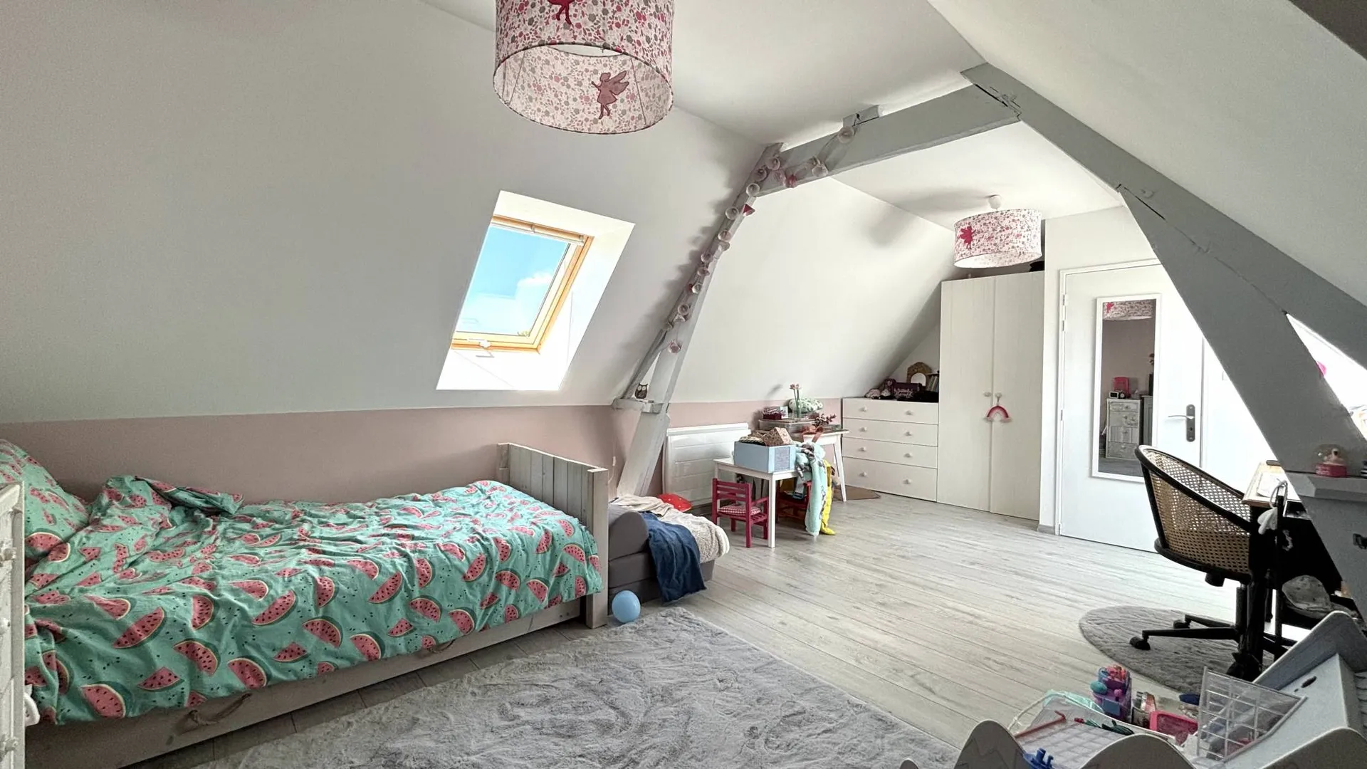 Vente bien de caractère dans un lieu calme et privilégié