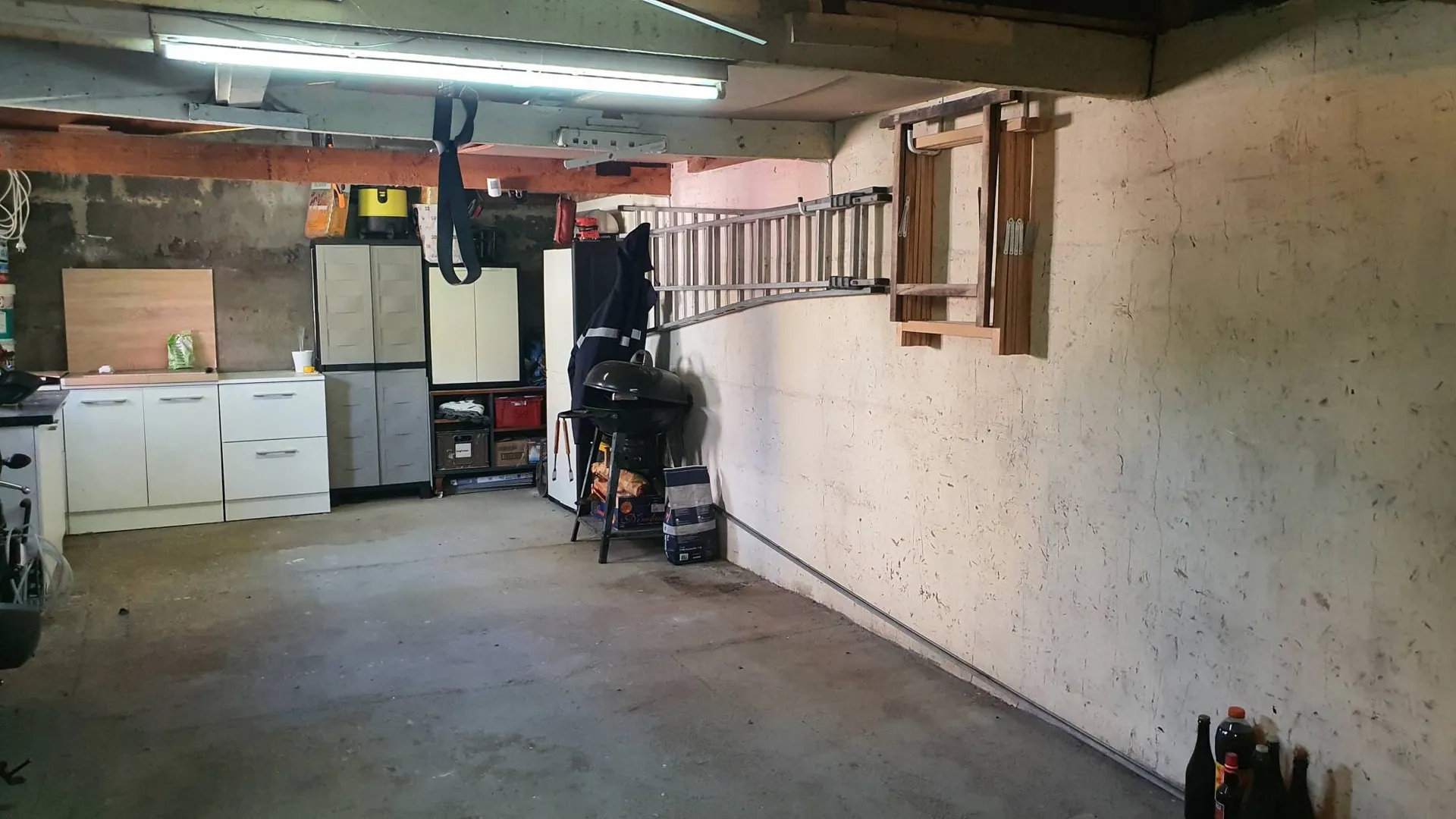 A vendre Maison avec jardin, 3 chambres, à 10 minutes de Dieppe 76200 et de la mer.