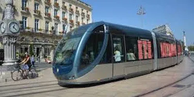 Colocation à Bordeaux avec tram au pied.