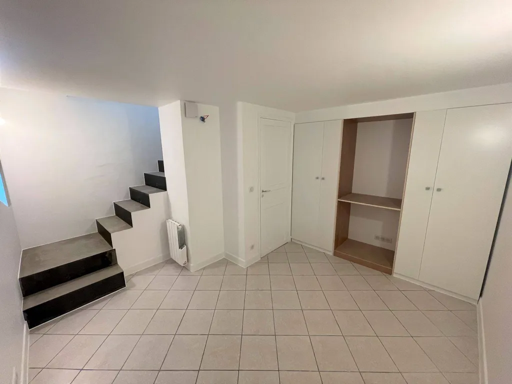 A vendre 3 pièces proche ecoles, commerces et transports à Levallois 92300