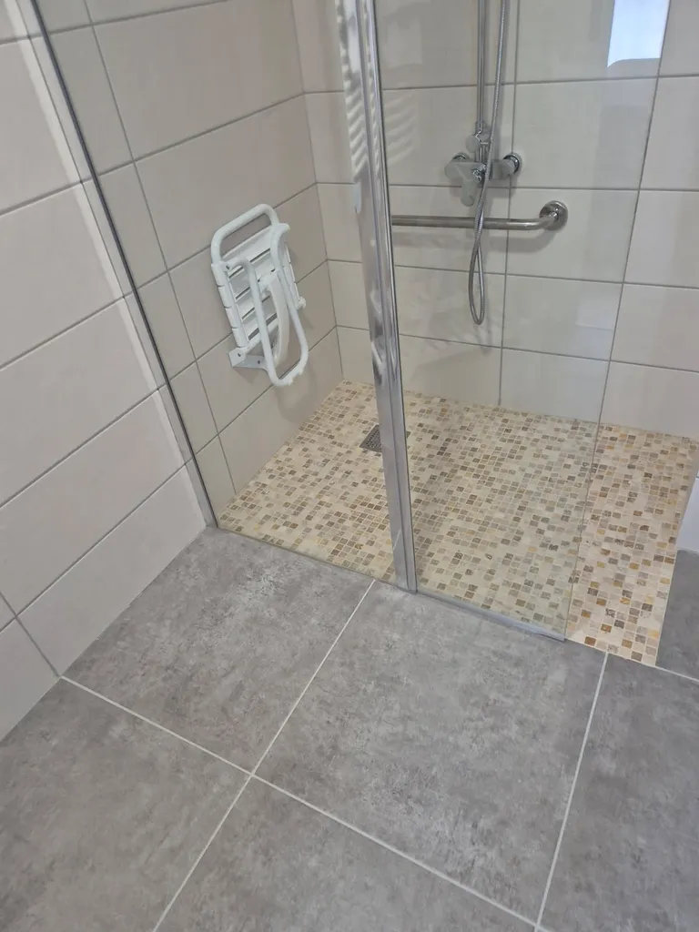 Notre zone d'activité pour ce serviceTravaux d'électricité générale pour les copropriétés à Salon-de-Provence proche de Miramas : mise en conformité des réseaux et éclairage