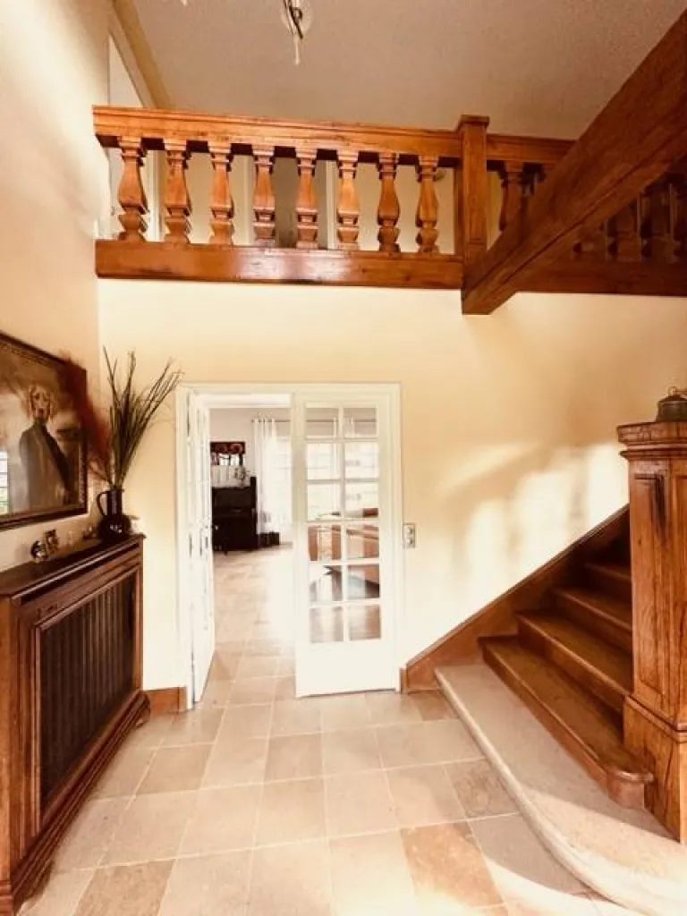 A saisir charmante chaumière de 221 m² édifiée sur un terrain de 5900 m² sur la commune de FRENEUSE 76410