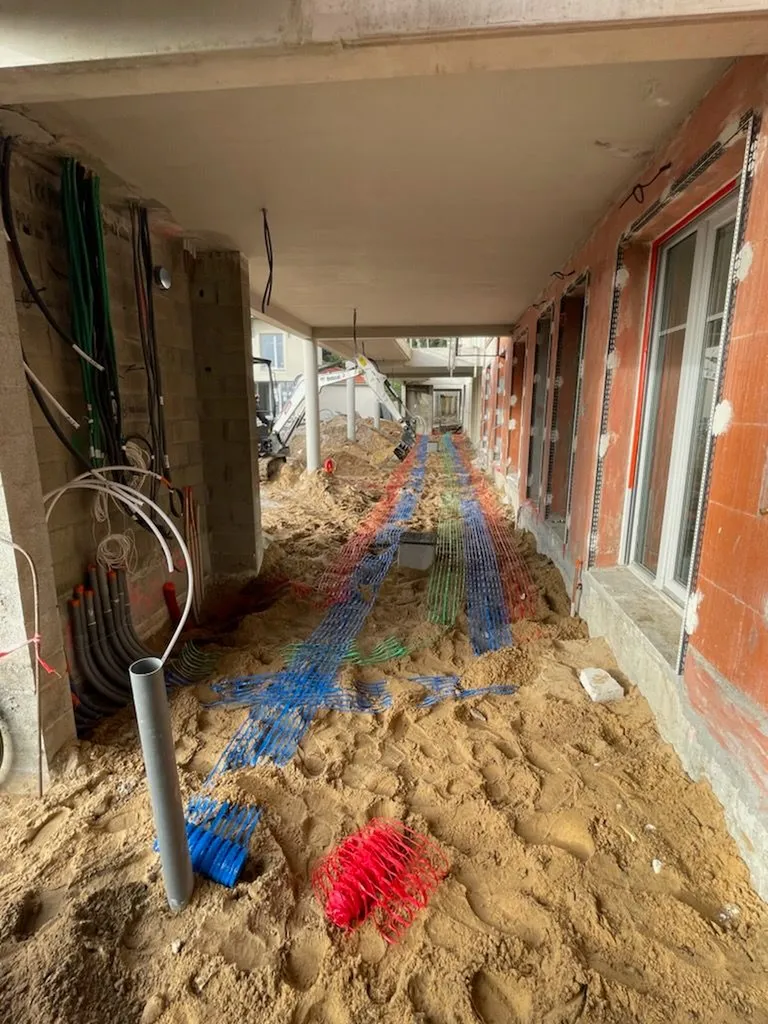 Passage de fourreaux et de réseaux dans les règles de l'art sur Arcachon 33120