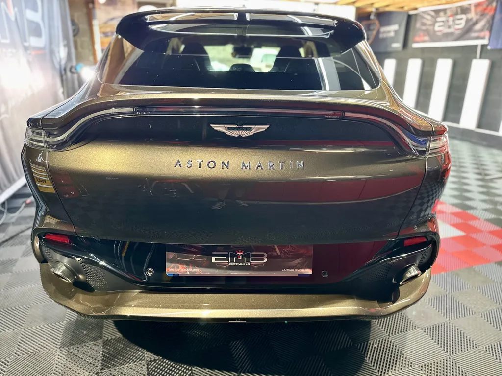 DETAILING auto protection carrosserie Aston Martin DBX sur Limonest 