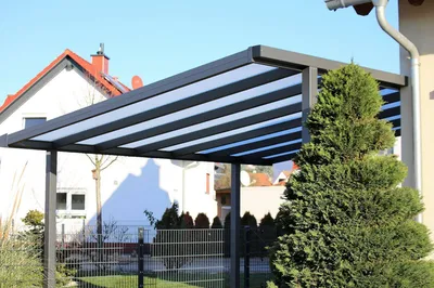 Pose d'un carport aluminium pour camping car à Bordeaux