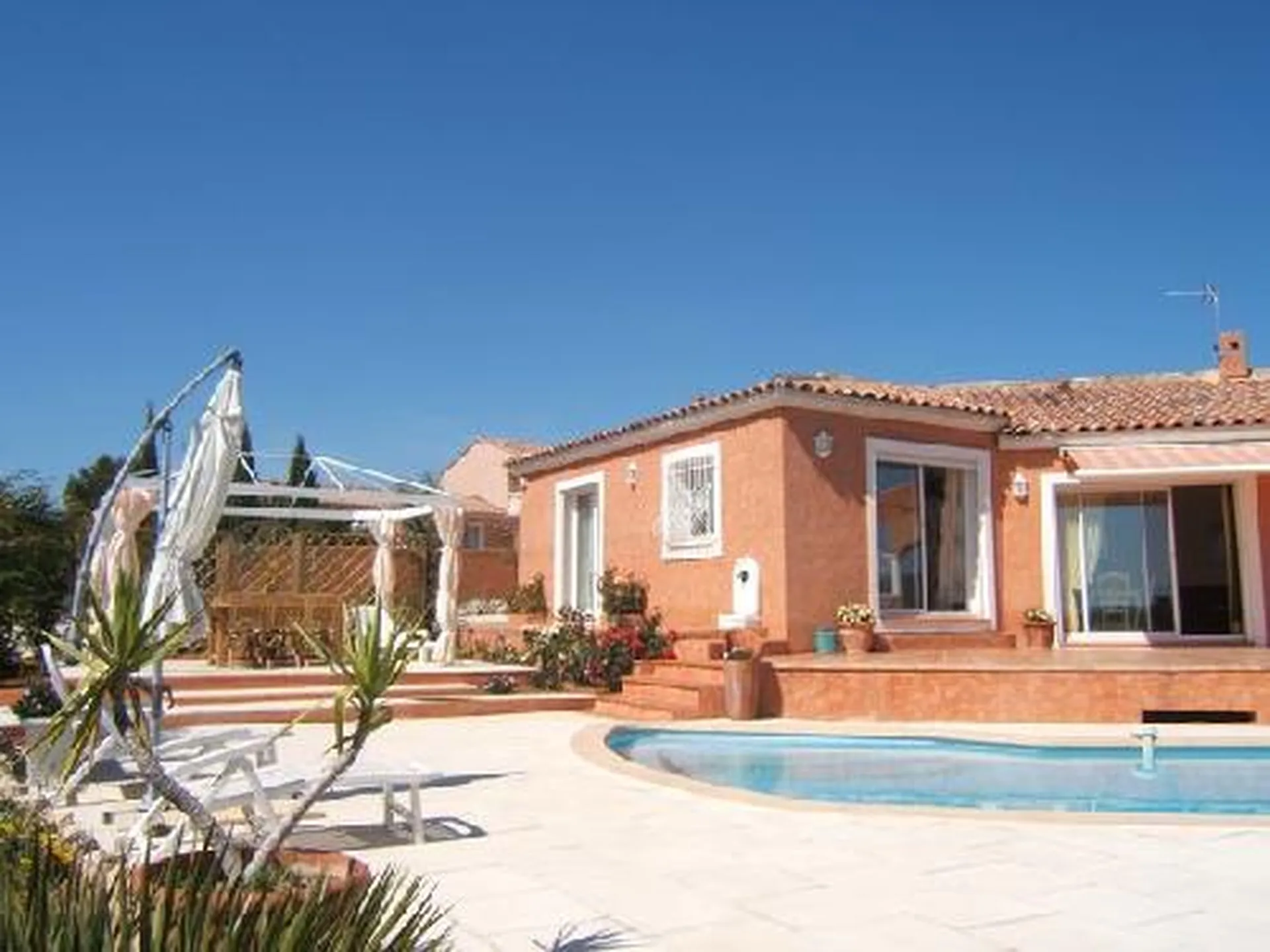 Carnoux à vendre villa