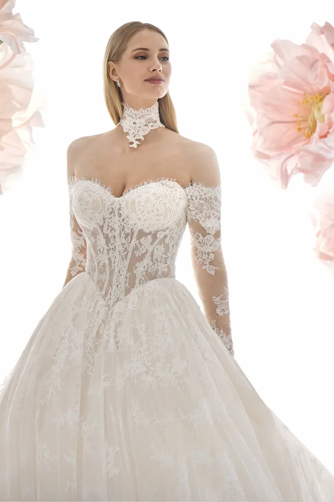 Robe de Mariée princesse dentelle manches Marseille