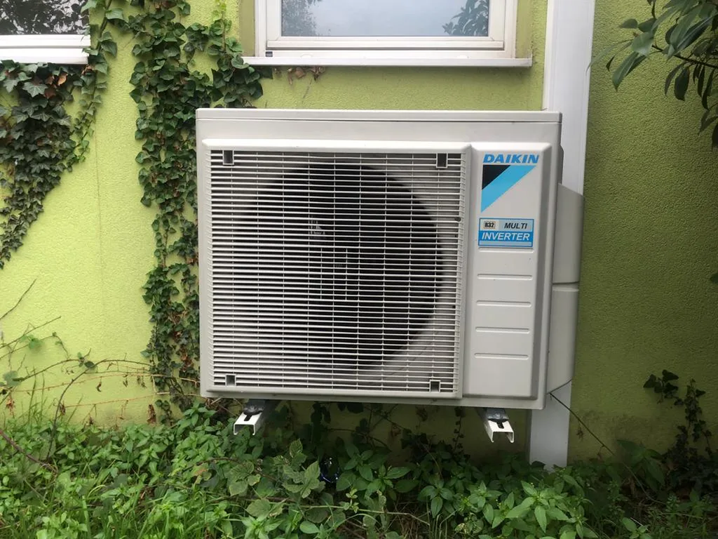 Installation d'une Pompe à chaleur Air/Air  (Climatisation) / Enerchauffage