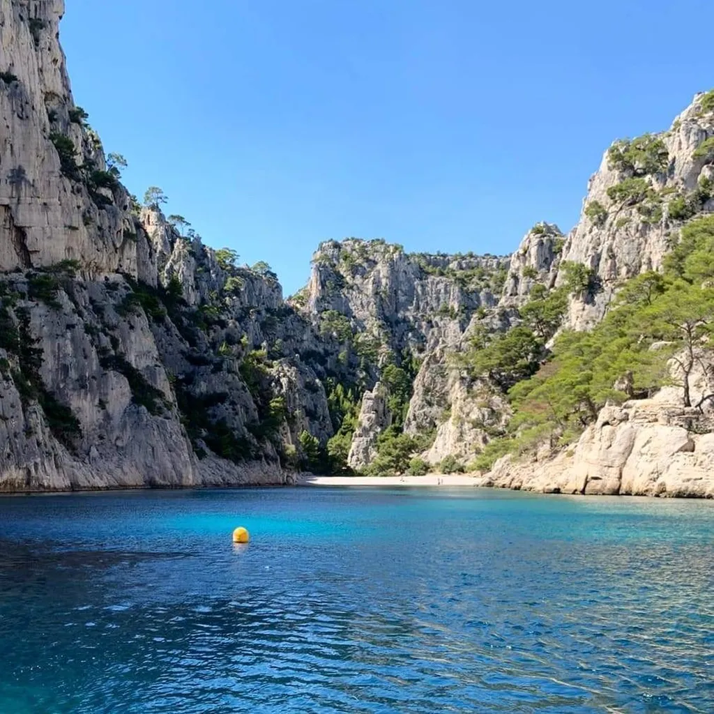 Witness the harmonious coexistence of nature and preservation in the Calanques National Park