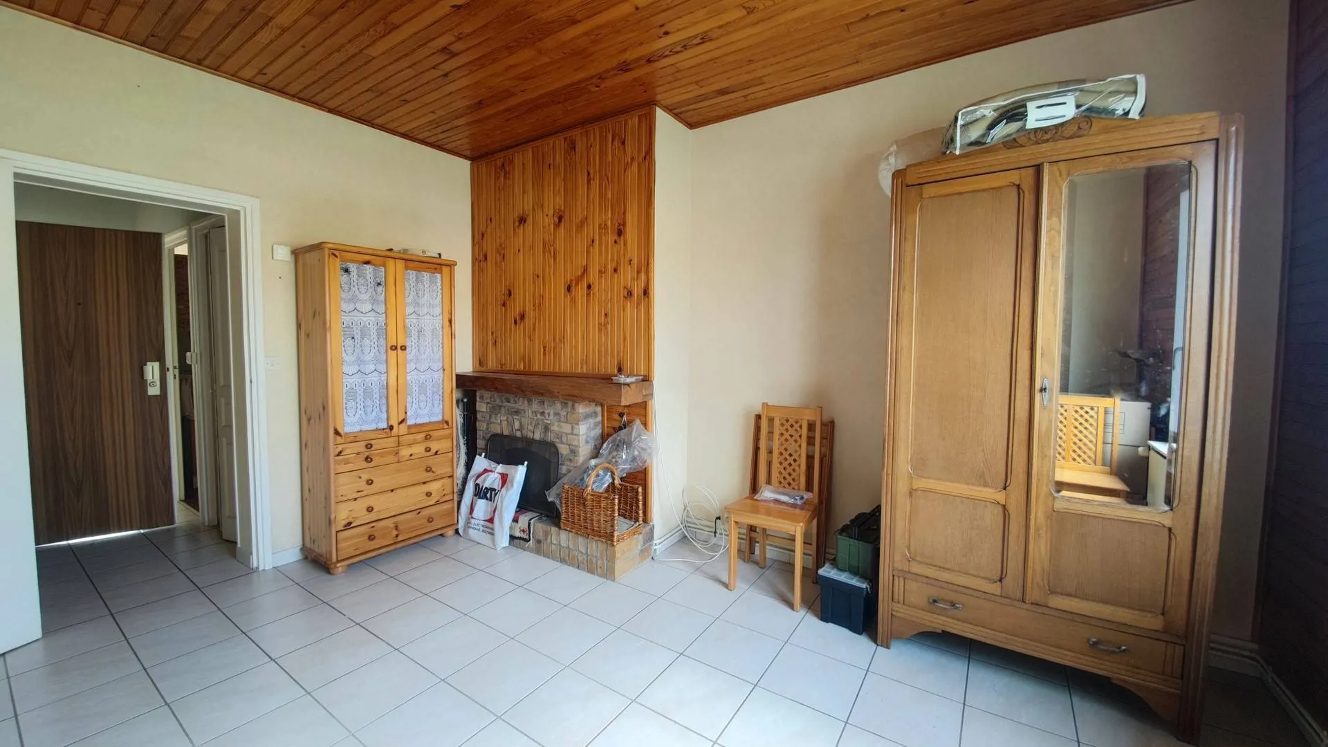 VENDU VUE PORT ET MER