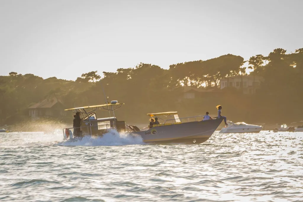 Bat'express - Balade en vedette chaland moderne sur le bassin d'Arcachon