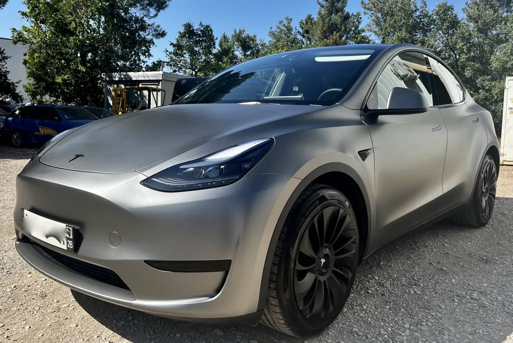 devis pour un covering intégral sur une tesla dans le var à côté de draguignan