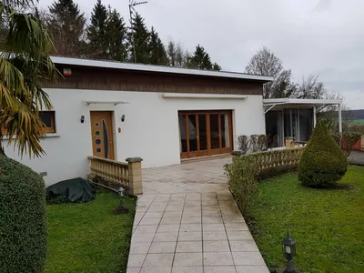 vend maison d'architecte, située dans village historique, 76, proche côte , mer,