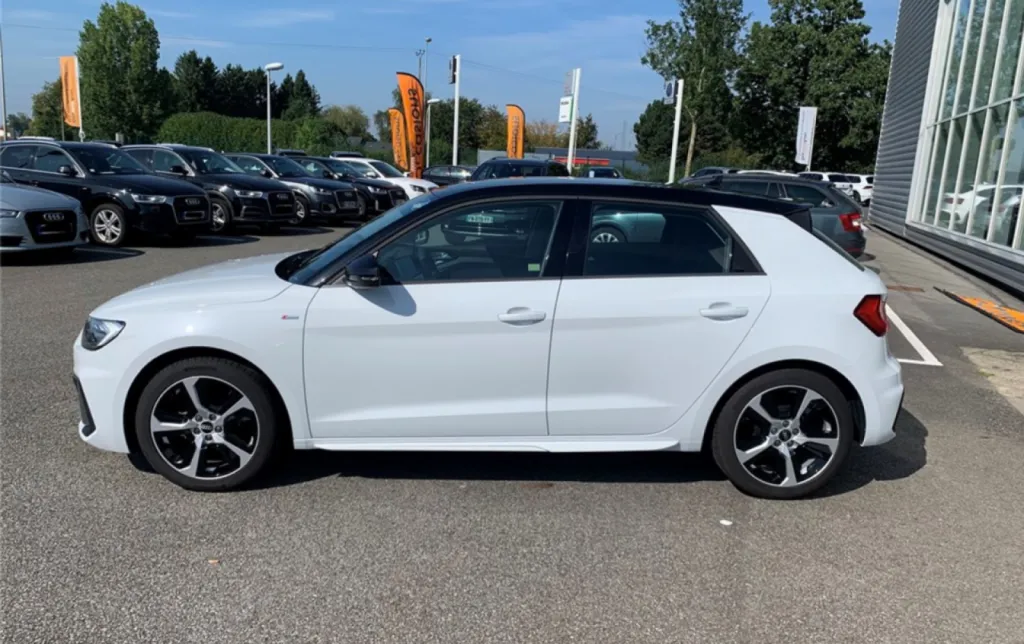 Vente de citadine d'occasion Audi A1 Sportback 95 ch essence aux alentours de Lillebonne 76