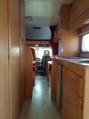 Vend camping car capucine CHALLENGER Genesis 45