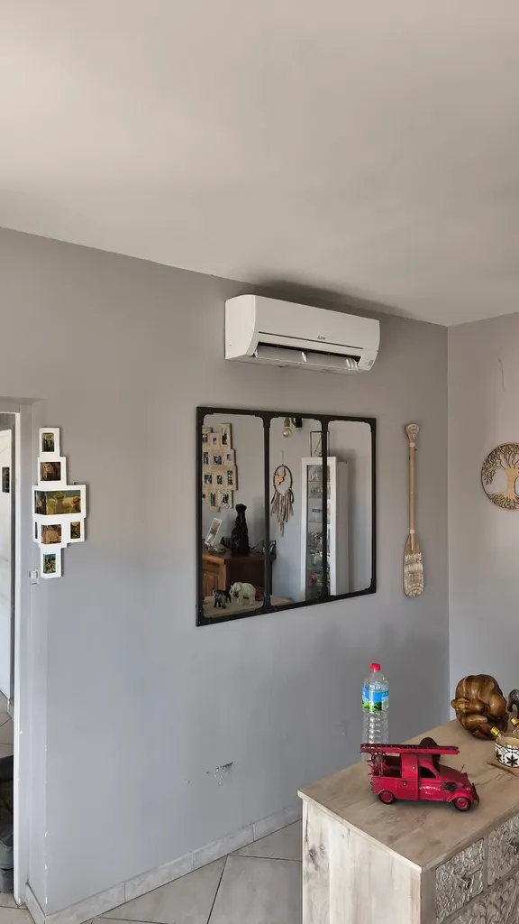 Climatisation mono-split Mitsubishi HR réversible avec pose professionnelle et entretien annuel par installateur RGE à Agde proche de Marseillan