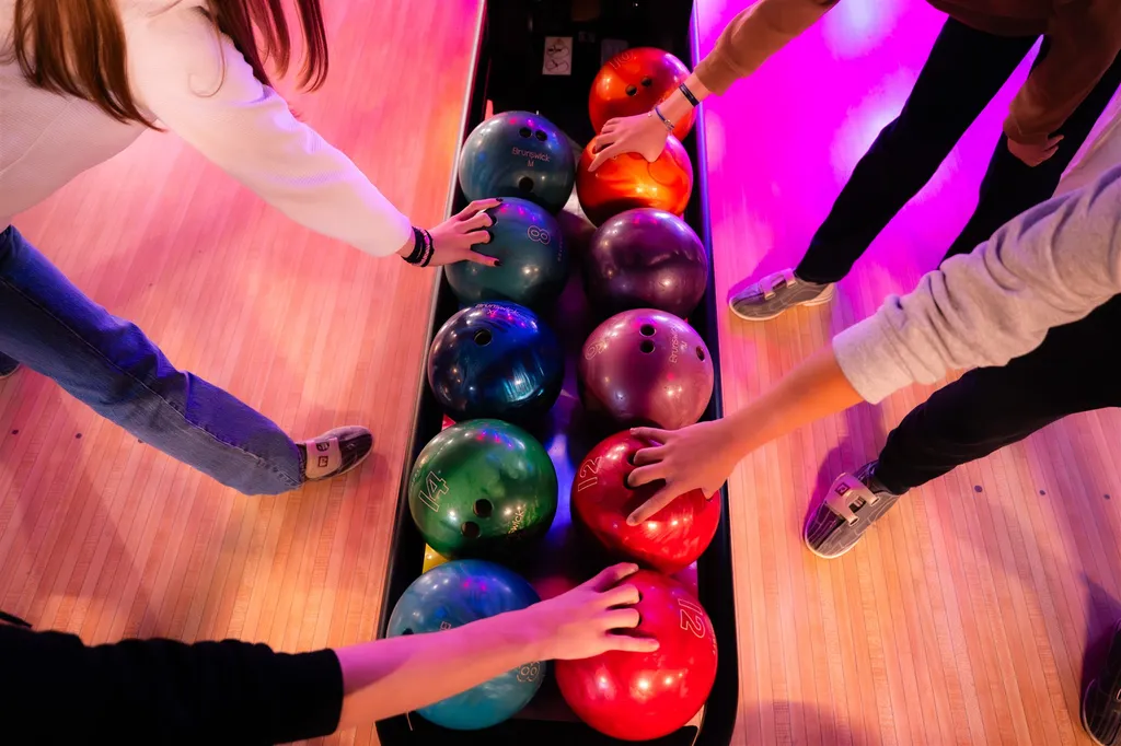 Bowling