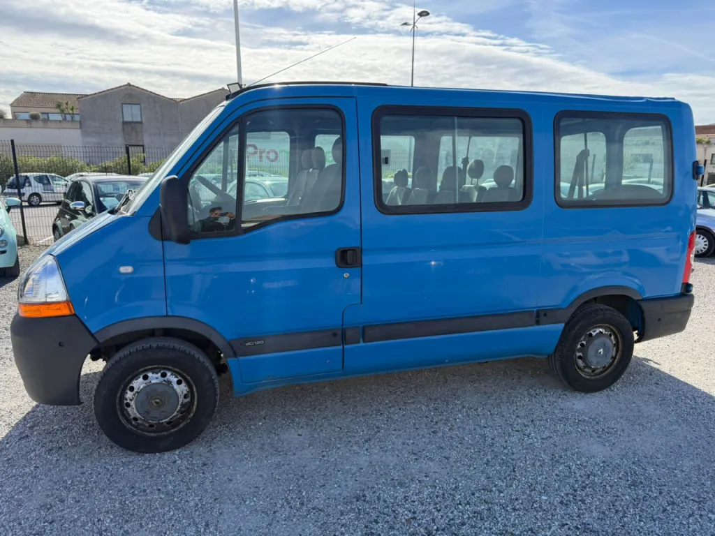 RENAULT MASTER 9 places 2.5 DCI 120CV