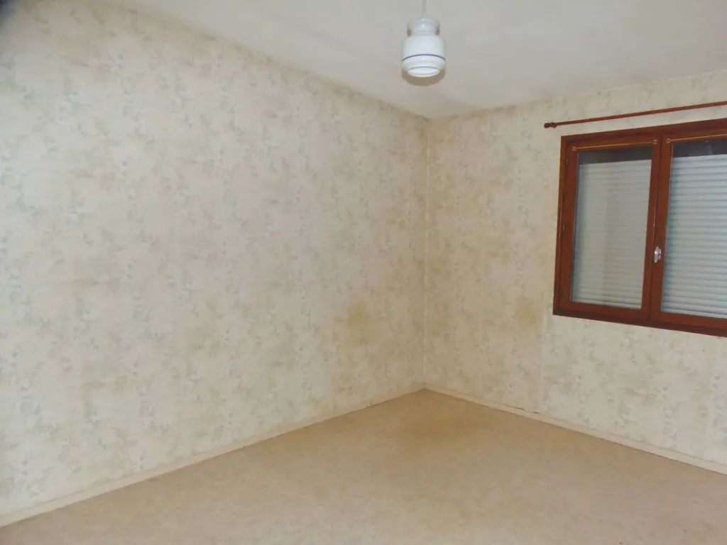 a vendre pavillon sur sous sol, jardin clos sur la commune de Saint pierre les Elbeuf