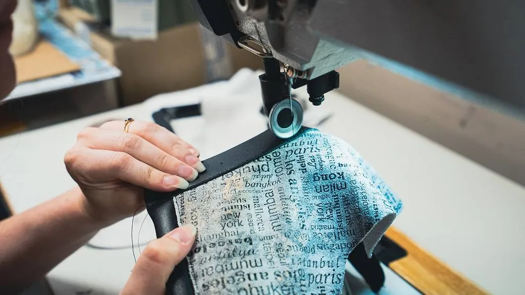 Leather Fashion Design présente la fabrication de chaussures et semelles orthopédiques sur mesure par Concept-Podo