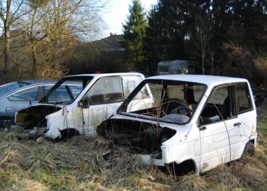 Enlévement d'épave de voiture sans permis gratuit dans le Var 83 !