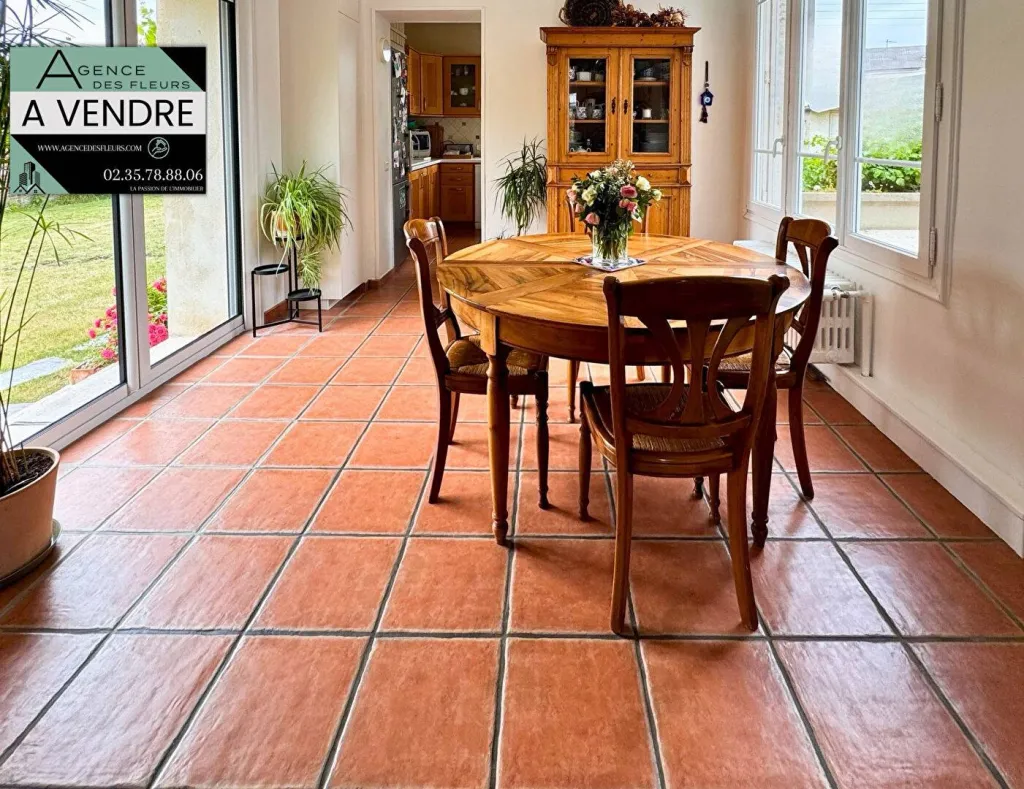 A SAISIR Maison de Maître de 150 m² SUR 767 m² DE TERRAIN SUR LA COMMUNE DE SAINT AUBIN LES ELBEUF 76410