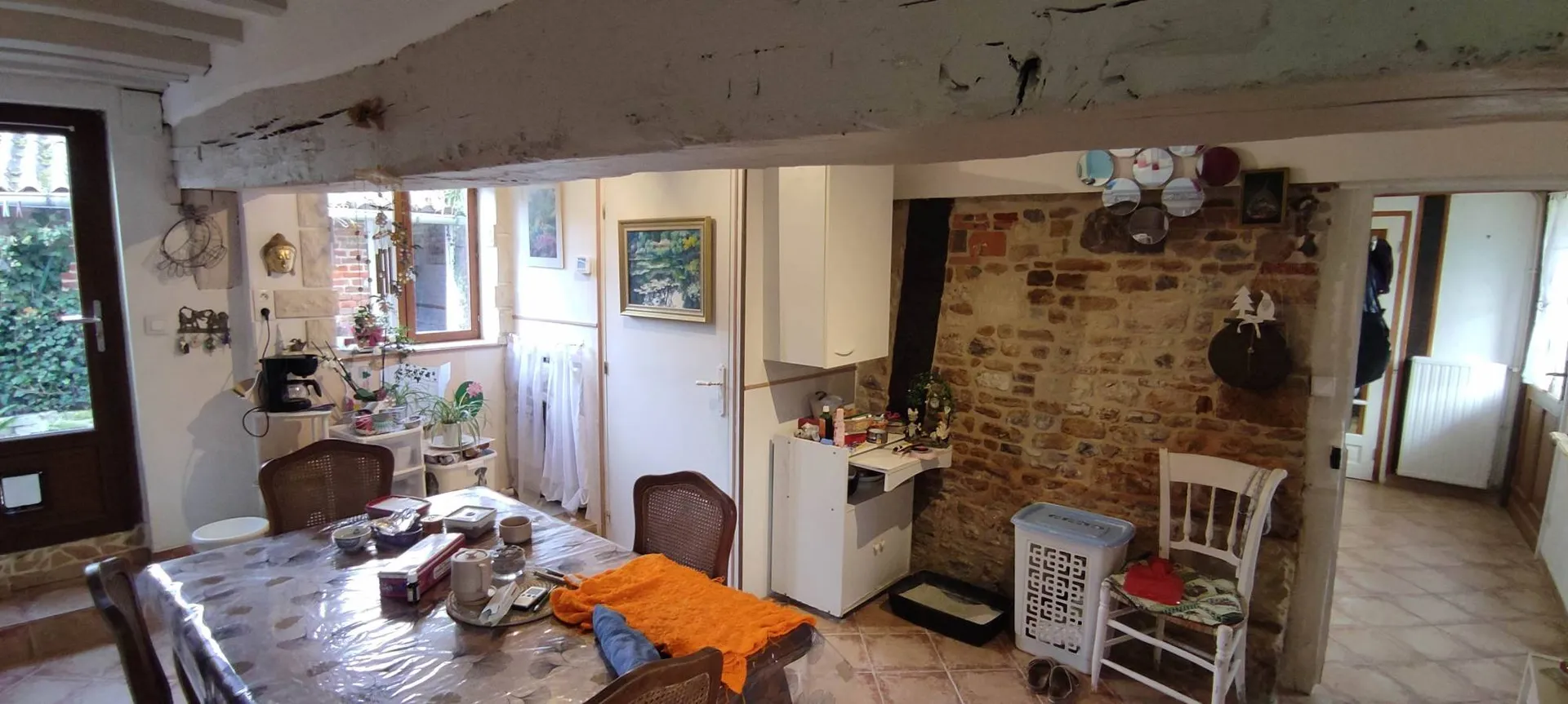 A vendre, à VIMOUTIERS (61120), charmante maison à colombages de 126 m² et son jardin de 125 m² à quelques pas du centre ville.