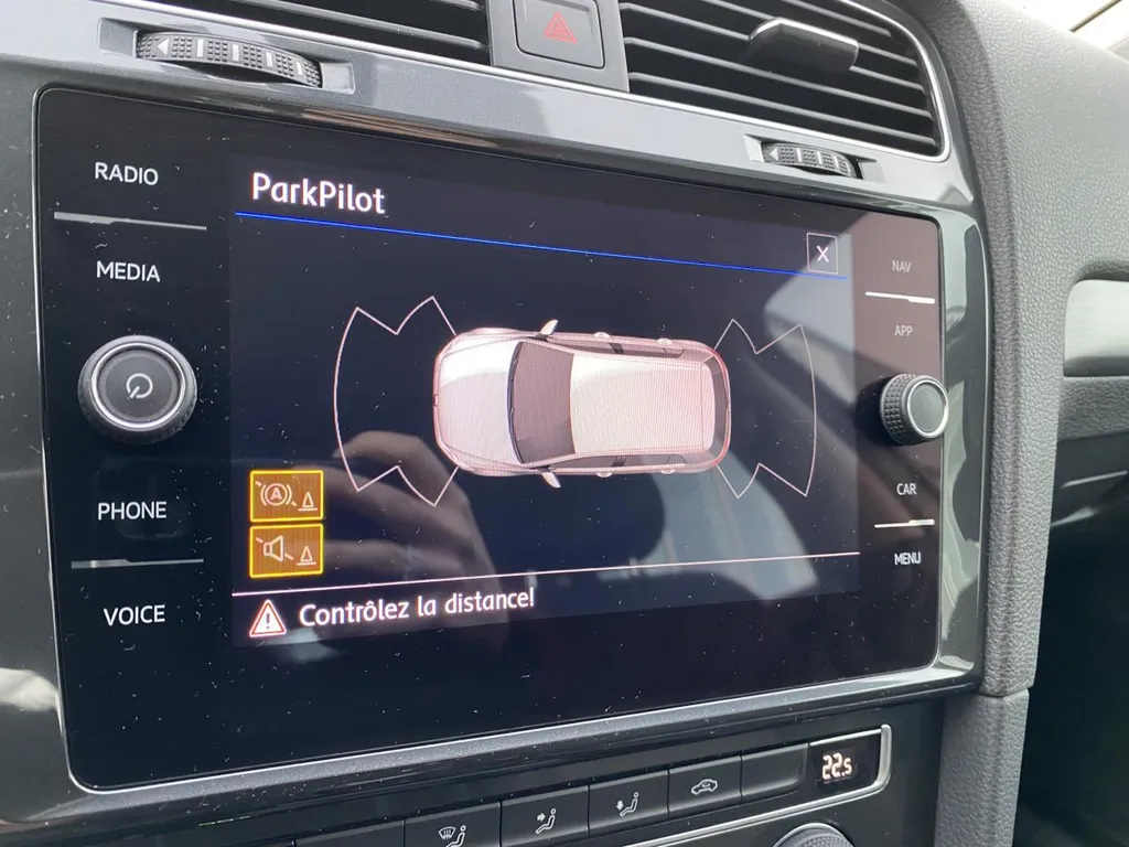 Volkswagen Golf 1.6 TDI 115 Confortline Business d'occasion à vendre près du Havre et Rouen (76)