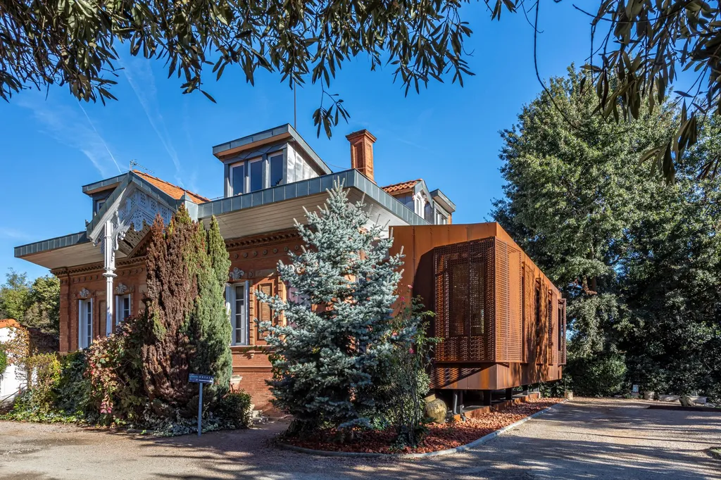 Réalisation d'une rénovation & extension moderne d'un restaurant dans le quartier de Purpan à Toulouse