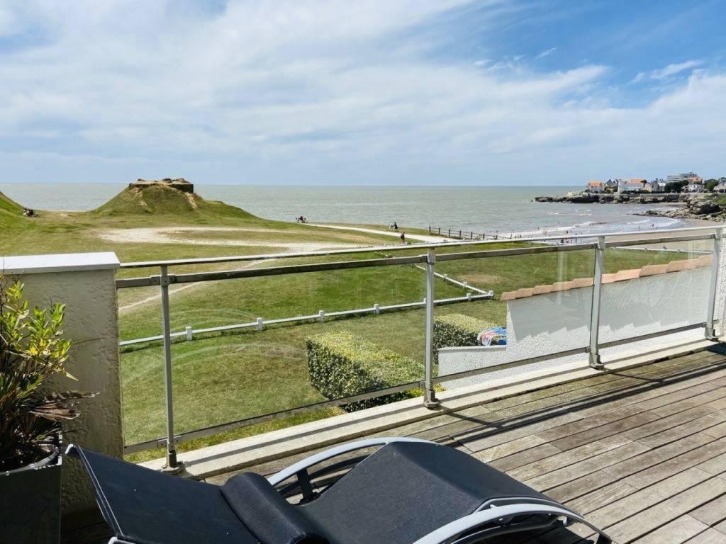 acheter un appartement avec une vue mer à Royan plage de la Chay