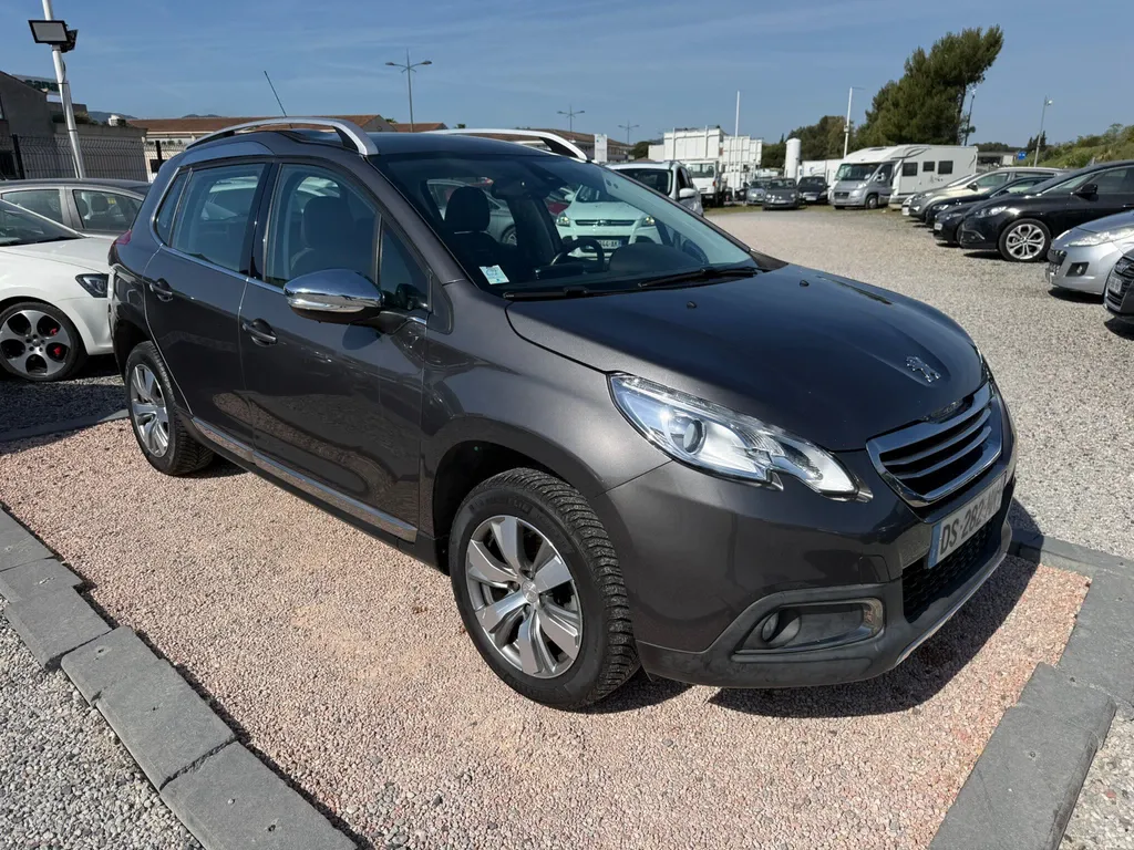 PEUGEOT 2008 1.2L THP 110CV ALLURE