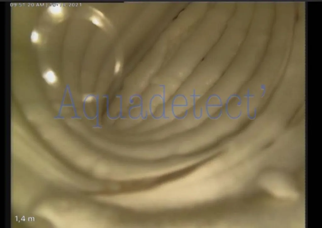 Canalisation skimmer écrasé à FAYENCE  prés de DRAGUIGNAN dans le VAR