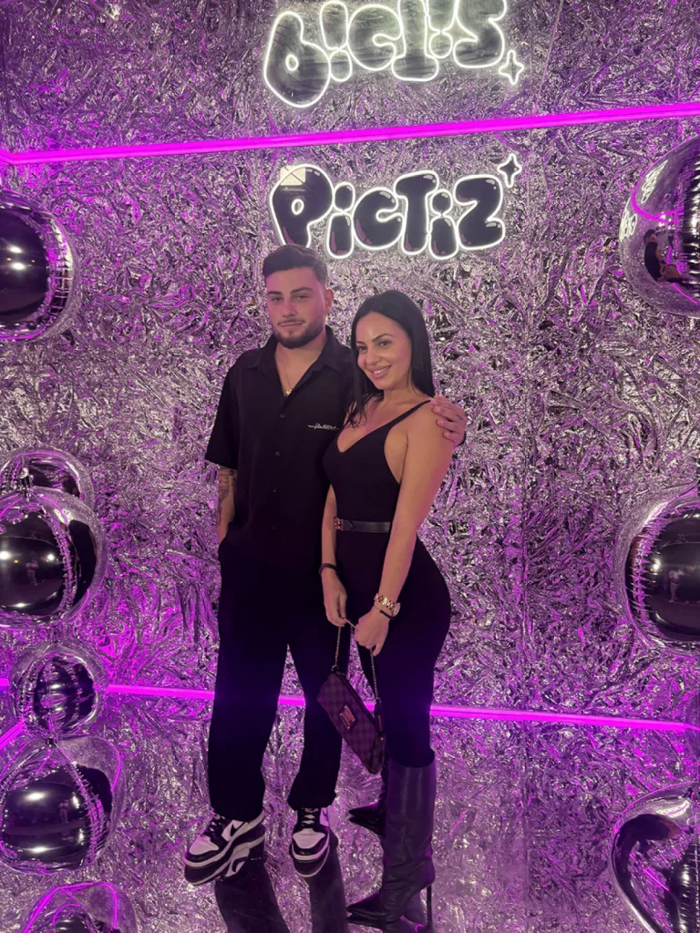 Inauguration salon de coiffure Aix en Provence avec la mirror box Pictiz